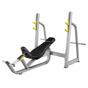 Šikmá lavice na bench-press
